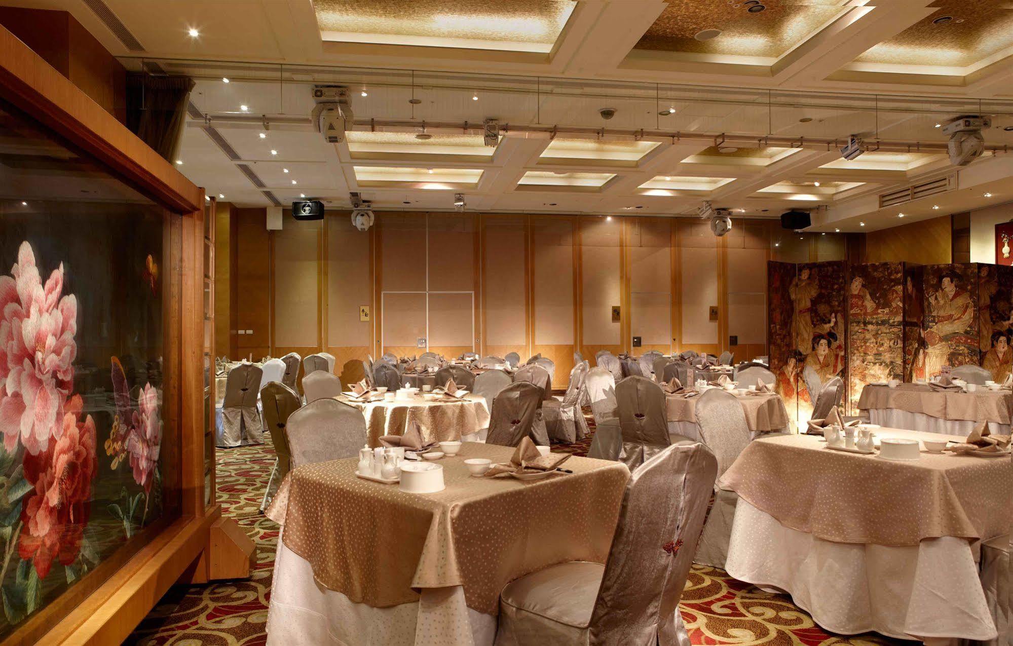 Hotel Kuva Chateau Zhongli Exterior photo The ballroom